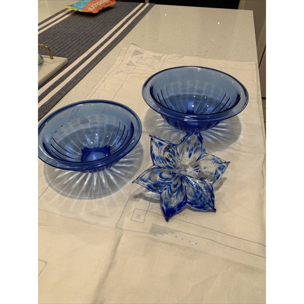 set of small mixing bowls blue Glass, Vintage